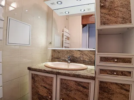 Duplex avec balcon Sud/Ouest au pied des pistes, Les Menuires : photo 11