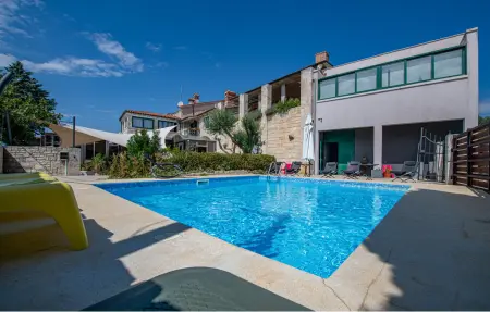 Location maison à Pula