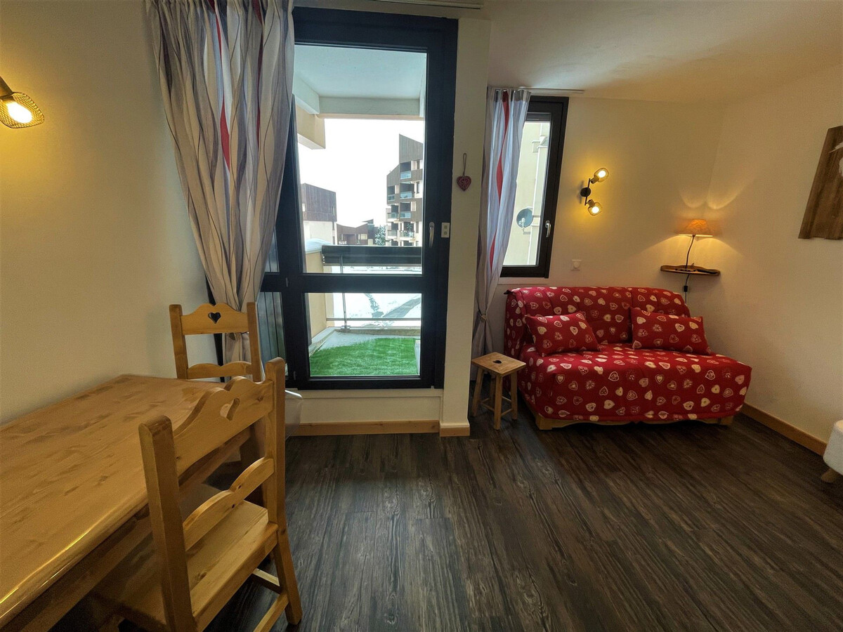 Studio 17m² ski aux pieds, Les Menuires, balcon - Photo 2