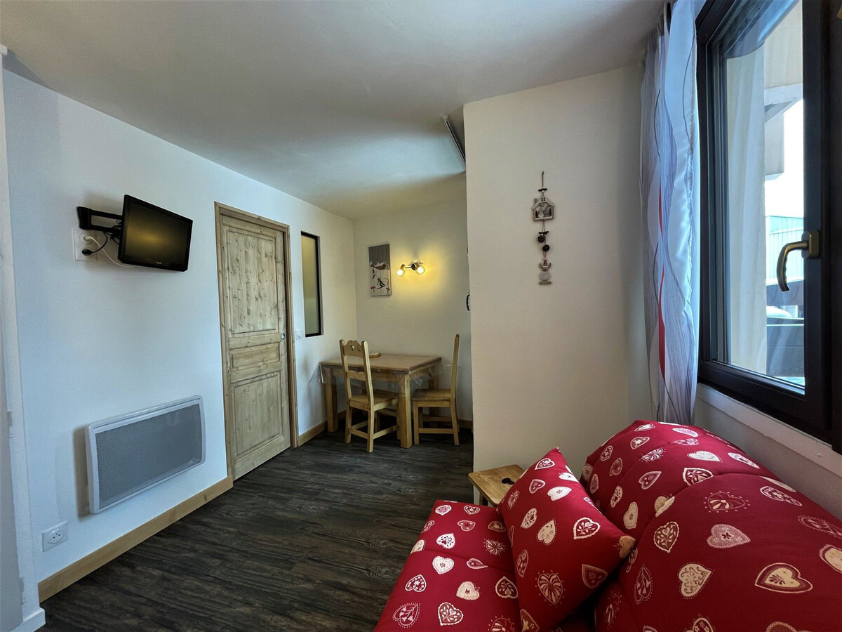 Studio 17m² ski aux pieds, Les Menuires, balcon - Photo 4