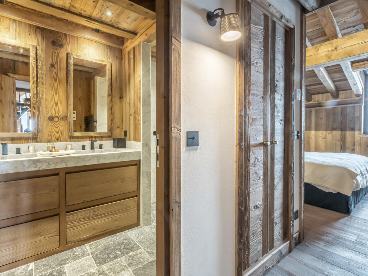 Duplex 5 pièces luxe aux pieds des pistes avec hammam - Photo 8