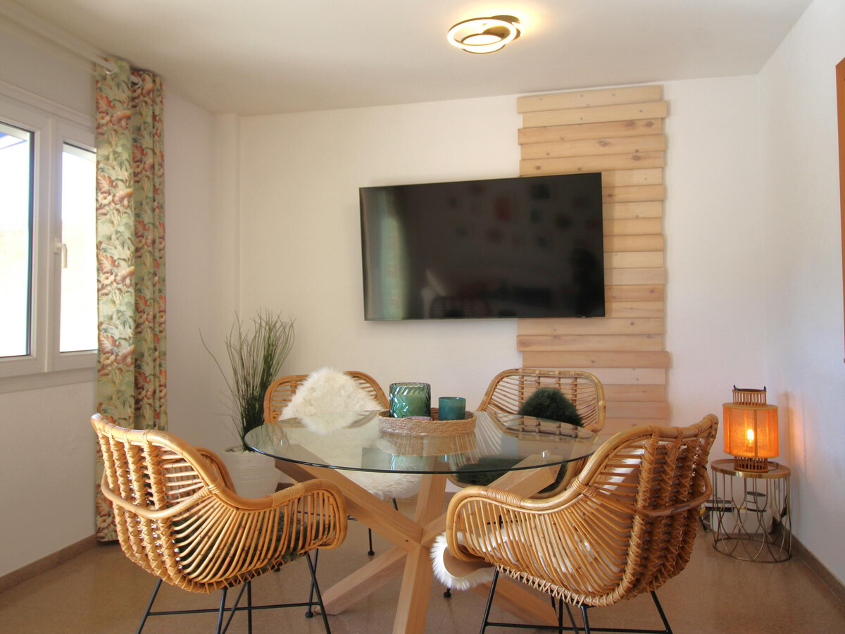 Appartement 6 pers. face mer à Llançà, terrasse vue montagne - Photo 10