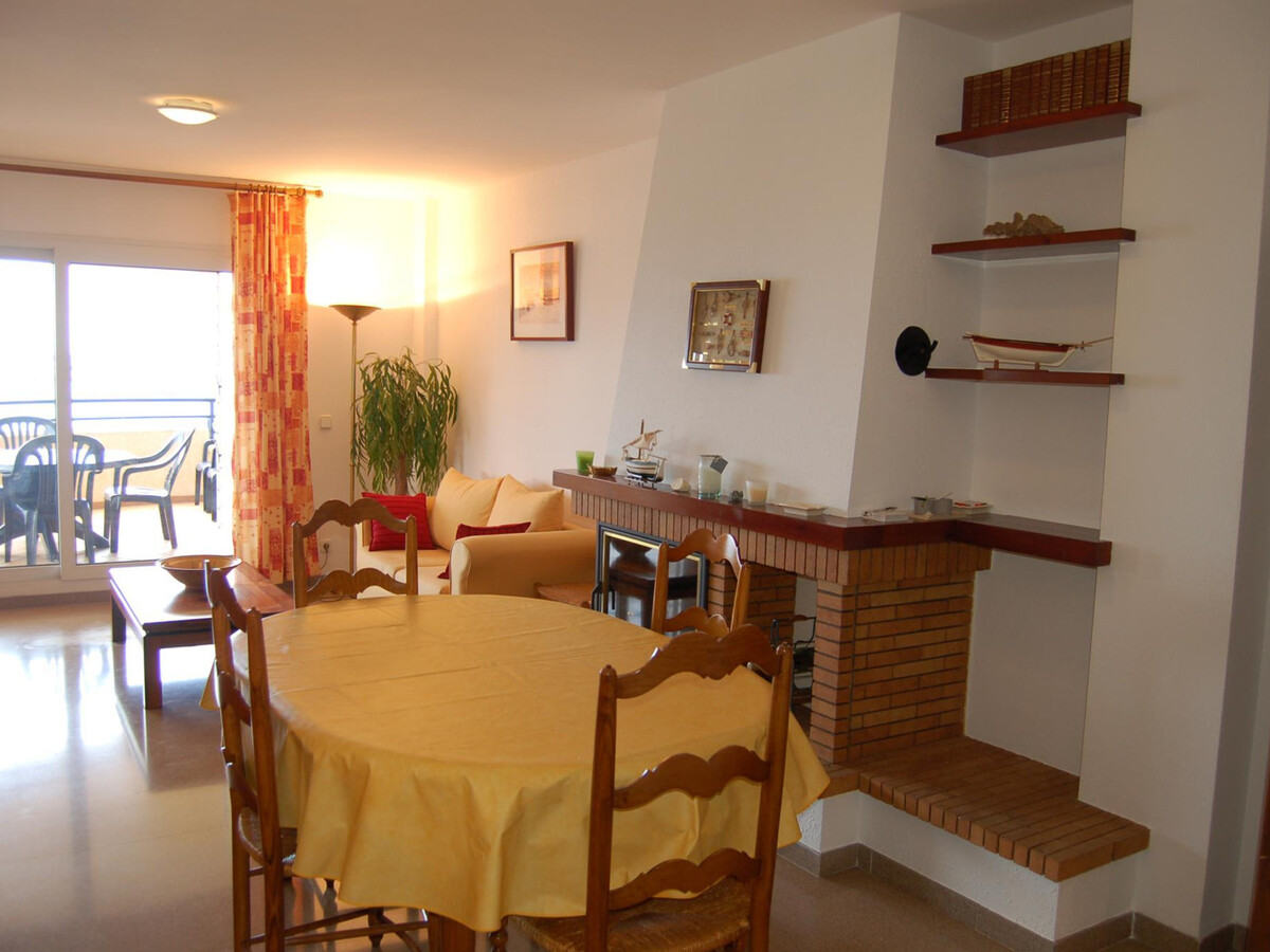 Appartement 3 chambres face à la plage à Llançà - Photo 3