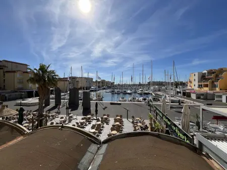 Location appartement à Gruissan, Appt 2 pièces cabine avec piscine et parking à Gruissan