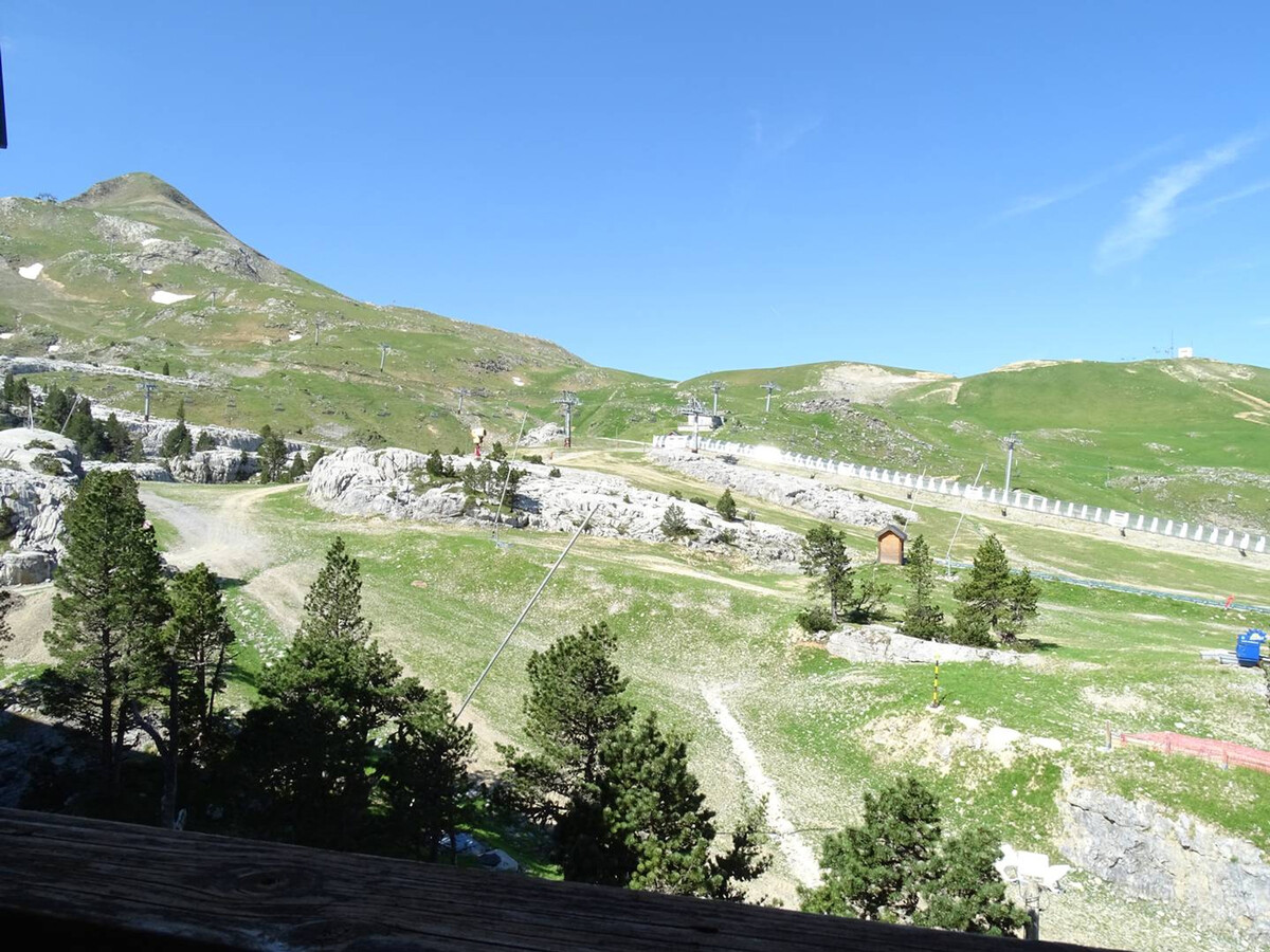 Apt 4 pers. Arette, balcon pistes, ascenseur, parking - Photo 10