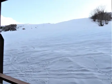 T3 ski aux pieds, balcon sud, piscine chauffée : photo 13