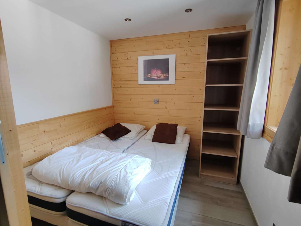 Appart 3 pièces rénové 4ème étage, pistes à pied - Photo 8
