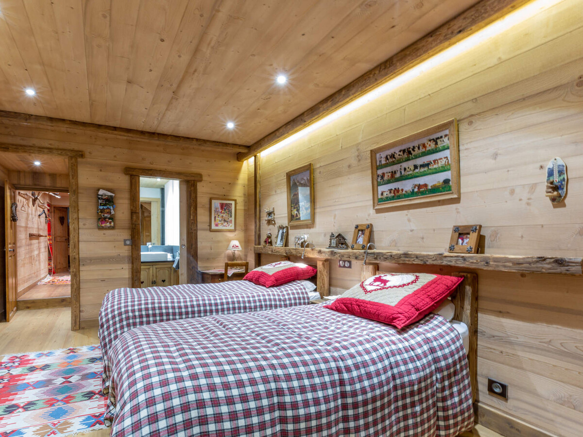 Appartement 8 pers. avec terrasse Sud et accès skis à Val-d'Isère - Photo 10
