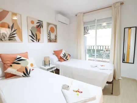 Appartement 2 chambres à 60m de la plage, balcon mer : photo 9