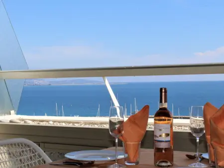Appartement 4 couchages vue mer panoramique à Villeneuve-Loubet : photo 2