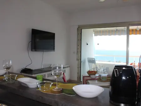 Appartement 4 couchages vue mer panoramique à Villeneuve-Loubet : photo 5