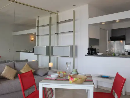 Appartement 4 couchages vue mer panoramique à Villeneuve-Loubet : photo 8