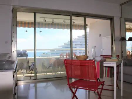Appartement 4 couchages vue mer panoramique à Villeneuve-Loubet : photo 13