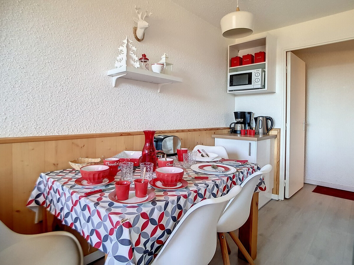 Appartement rénové 4 pers · Balcon Sud · Proche pistes et commerces - Photo 5