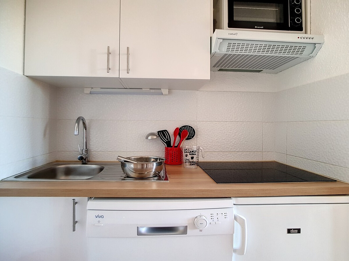 Appartement rénové 4 pers · Balcon Sud · Proche pistes et commerces - Photo 7