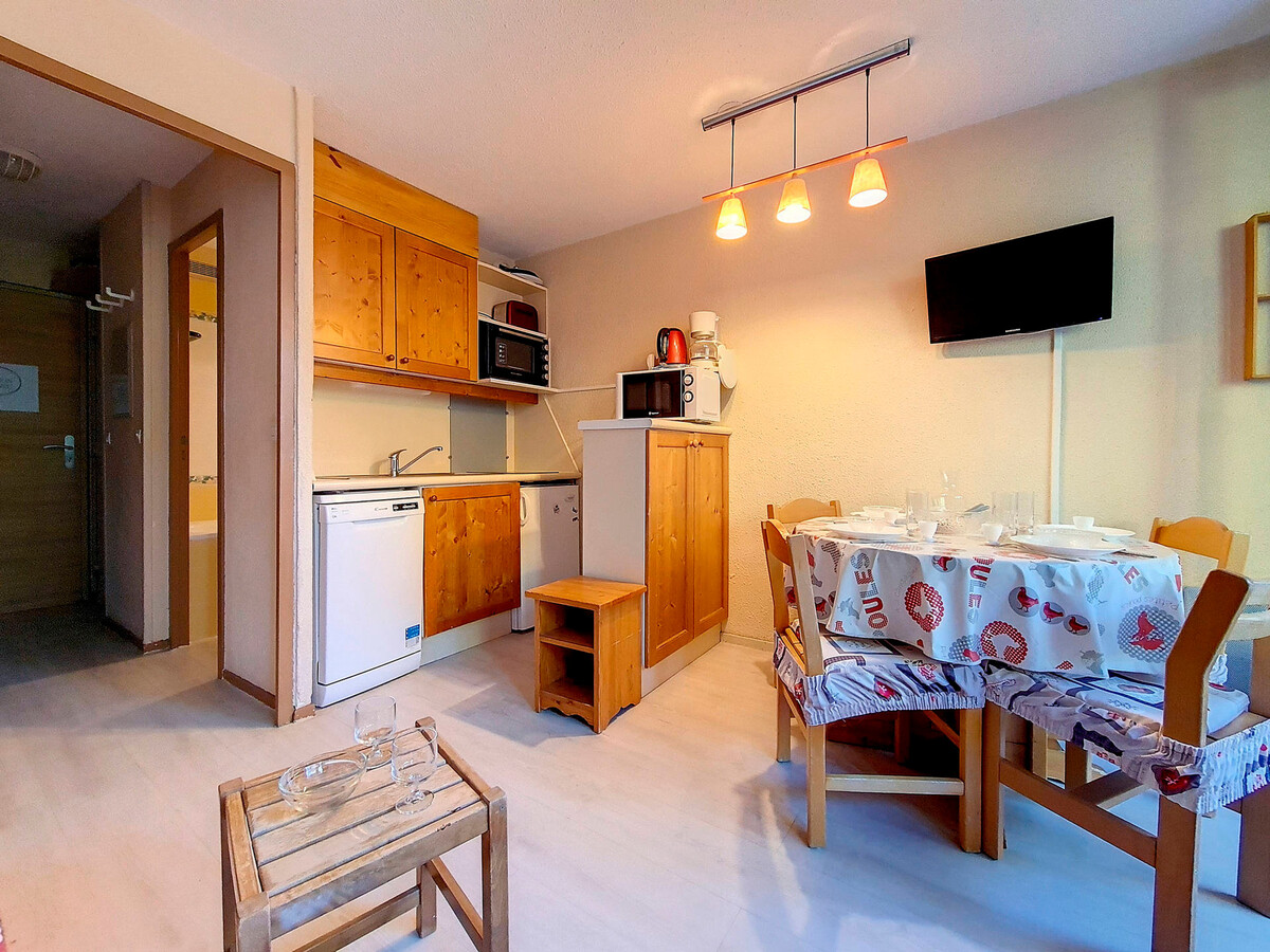 Studio lumineux avec balcon, face aux pistes, au cœur de Les Belleville - Photo 7