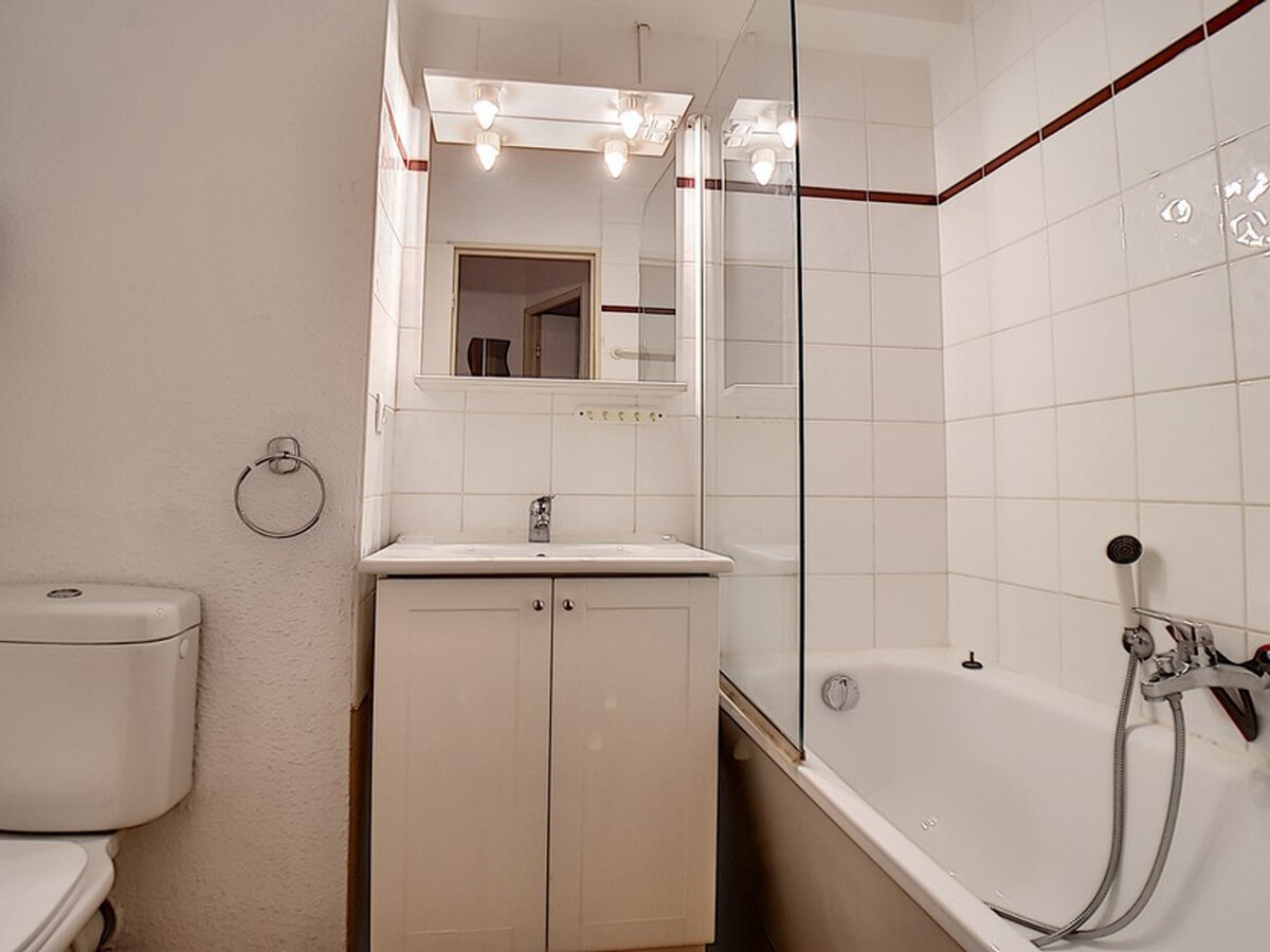 Appartement confortable  Proche des pistes  Balcon - Photo 8