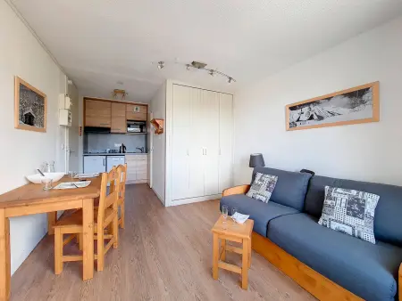Studio rénové, balcon ouest, ski aux pieds aux Menuires : photo 2