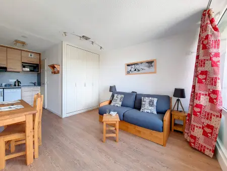 Studio rénové, balcon ouest, ski aux pieds aux Menuires : photo 5