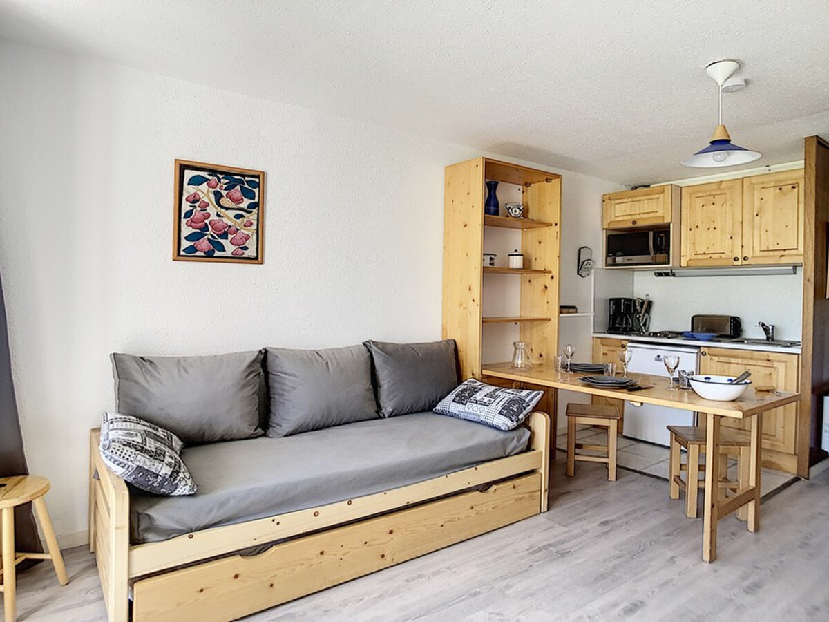 Studio 20m² 4 pers aux Menuires · Balcon sud · 7e étage - Photo 2
