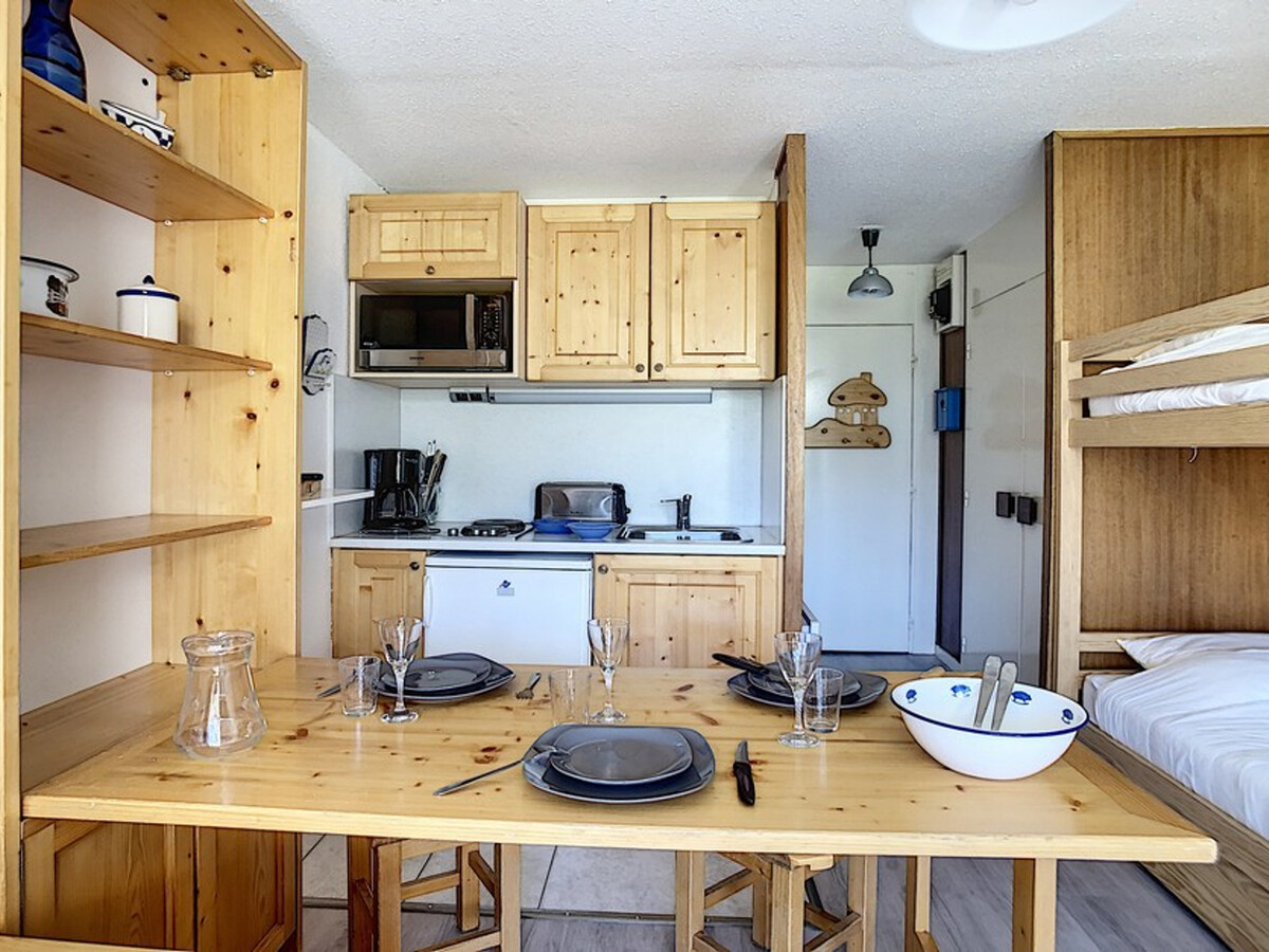 Studio 20m² 4 pers aux Menuires · Balcon sud · 7e étage - Photo 5