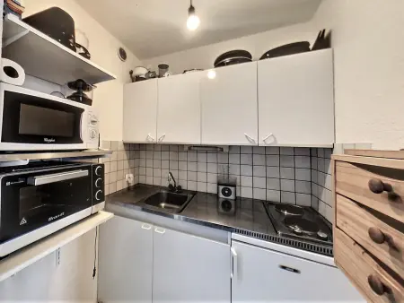 Studio 28m² skis aux pieds avec balcon et piscine : photo 7