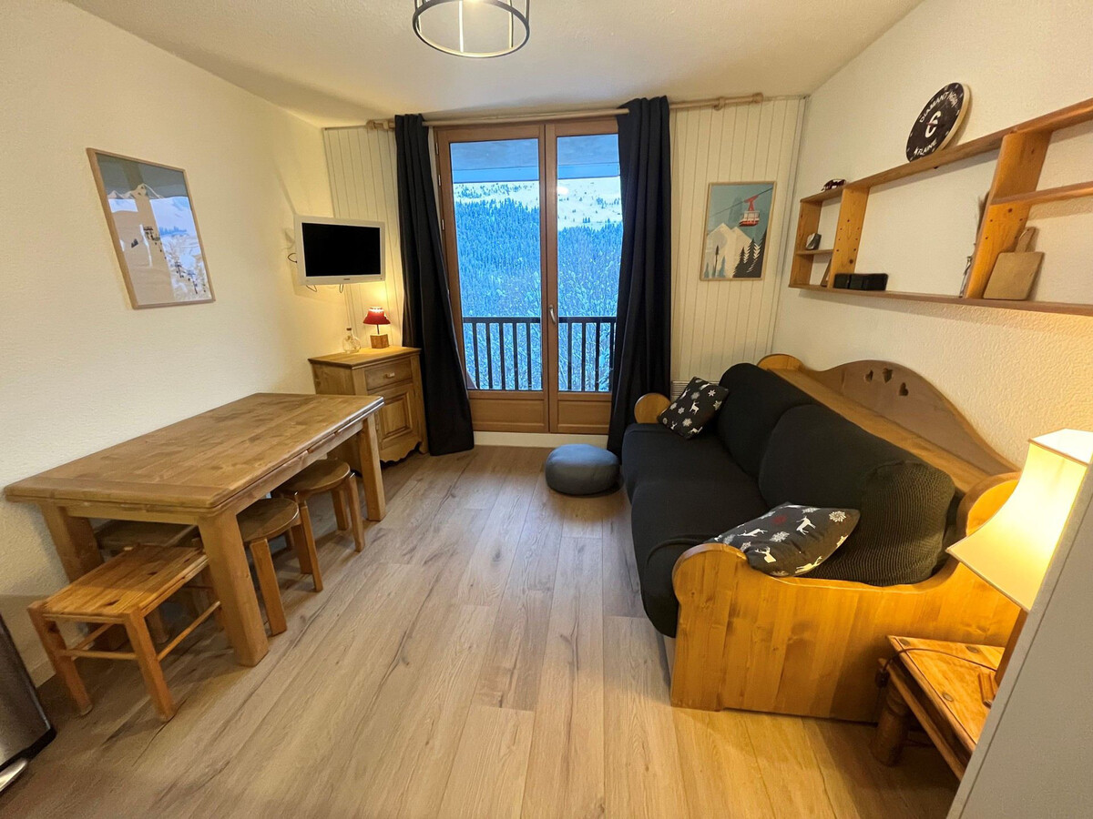 Studio rénové 25m² cabine et balcon sud à Flaine - Photo 1