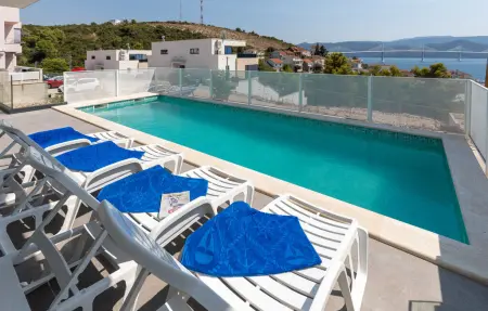 Location maison à Komarna