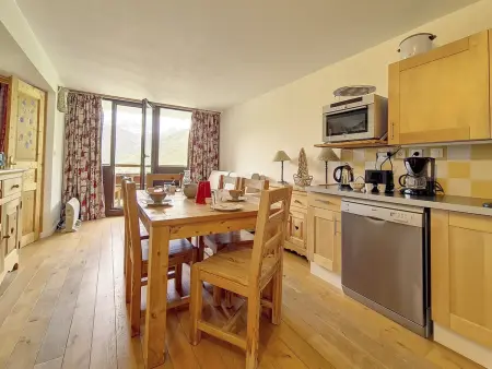 Location appartement à Les Menuires, Appartement ensoleillé, balcon sud, 2 chambres, pour 6 pers, Les Menuires