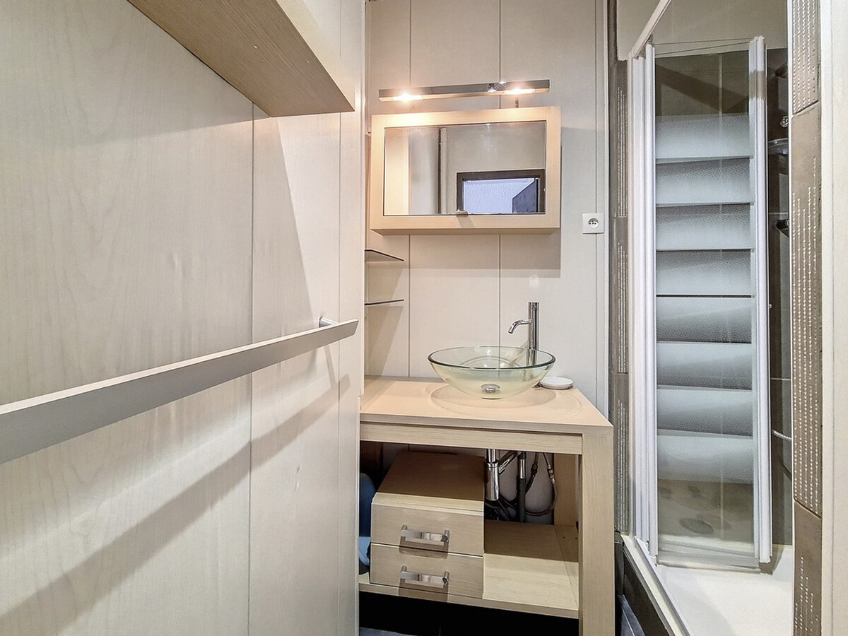 Studio 24m² aux Menuires, balcon sud, ski aux pieds - Photo 4