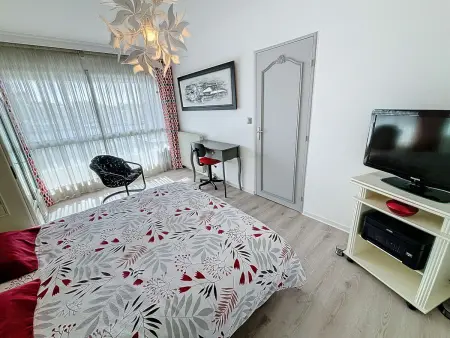 Appartement 4ème étage centre Granville, garage & vue Haute-Ville : photo 18