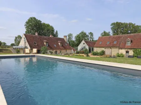 Maison authentique avec piscine, cheminée, et golf dans le Perche - Photo 1