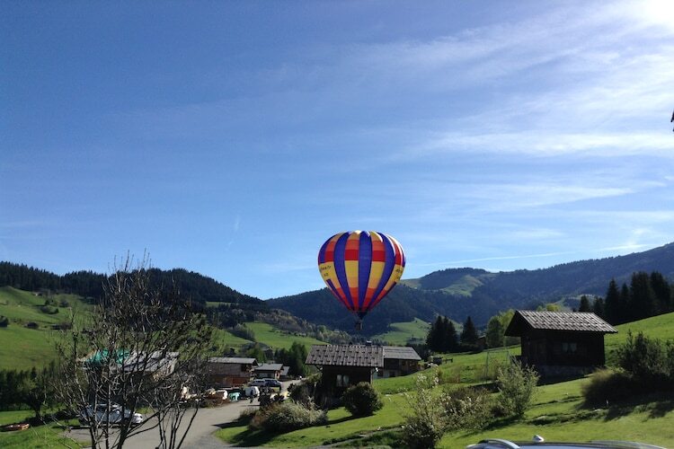 Chalet Notre Dame de Bellecombe, vue Aravis - Photo 12