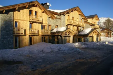Location appartement à Montvalezan, Chalet à La Rosière près du centre