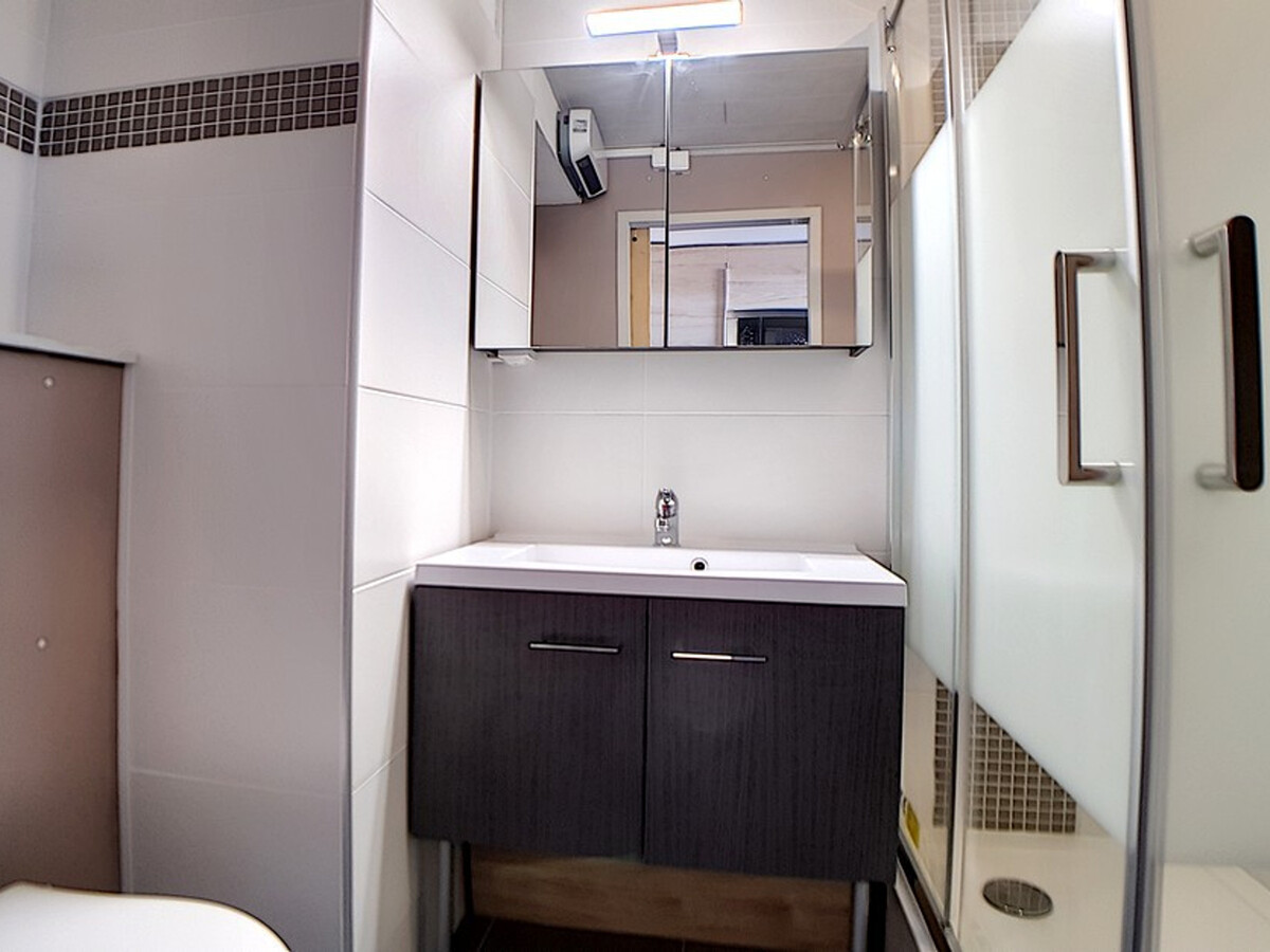 Studio rénové 17m² aux Menuires, accès direct aux pistes - Photo 10