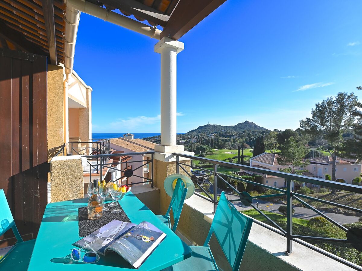 Appartement rénové au Cap Estérel, vue mer et golf - Photo 1