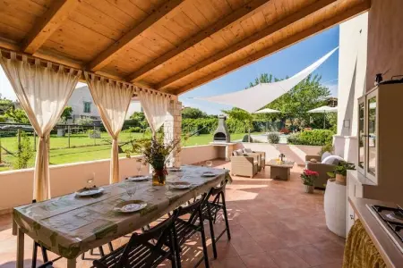 Location maison à Pula, Maison à Pula avec piscine privée