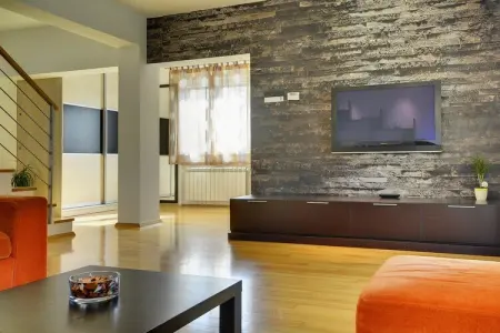 Location maison à Pula, Villa à Pula avec Piscine et Barbecue