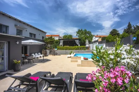 Location maison à Ližnjan, Maison à Ližnjan avec piscine privée