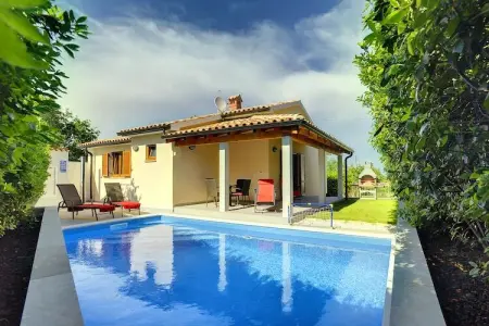 Location maison à Liznjan, Maison à Ližnjan proche Plage et Piscine