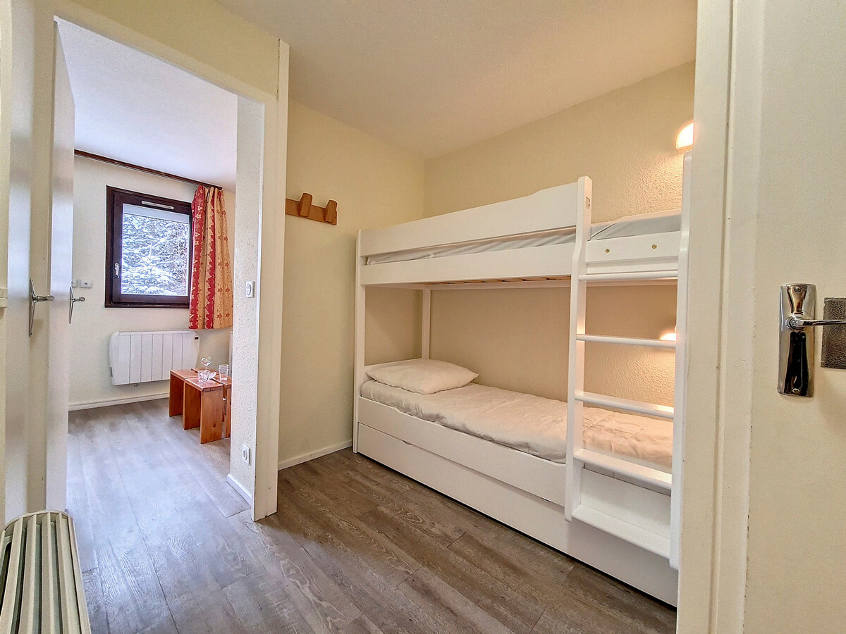 Studio 24m² aux pieds des pistes, balcon, animaux admis - Photo 4