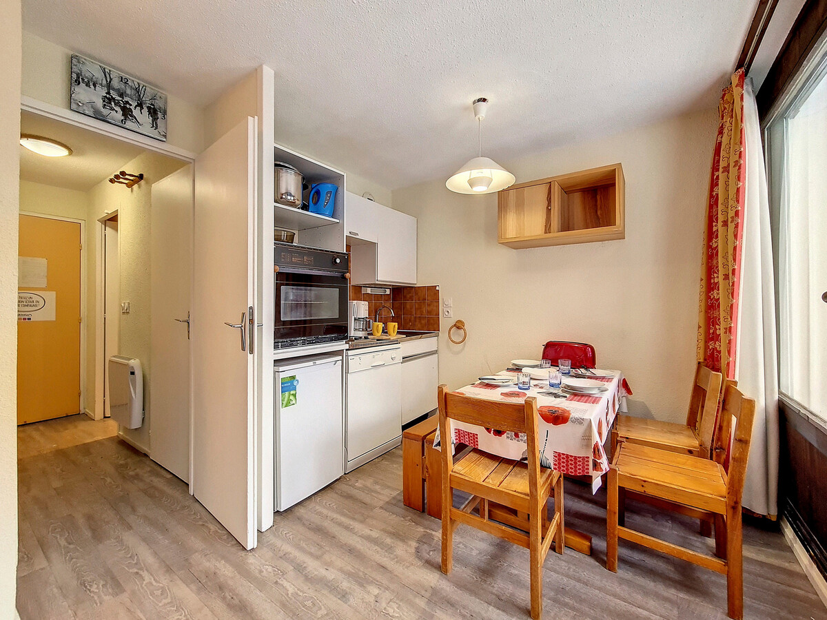 Studio 24m² aux pieds des pistes, balcon, animaux admis - Photo 7
