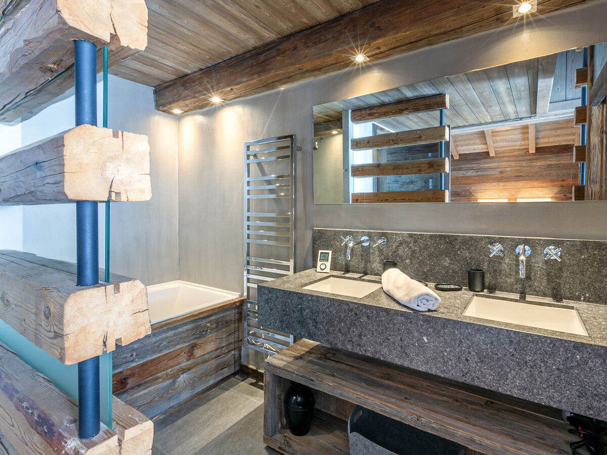Appartement-chalet 110m² face au front de neige, hammam privé - Photo 13