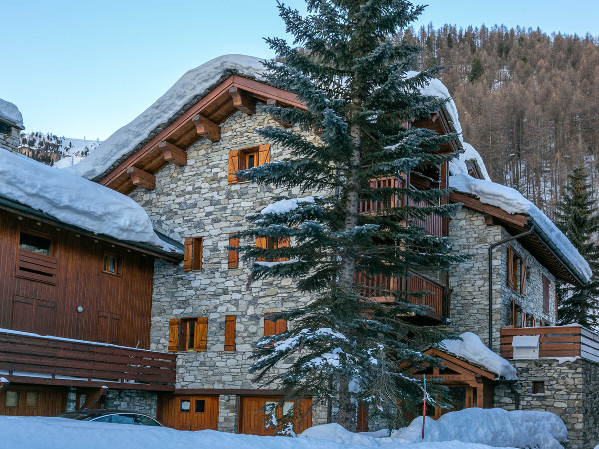 Appartement-chalet 110m² face au front de neige, hammam privé - Photo 21