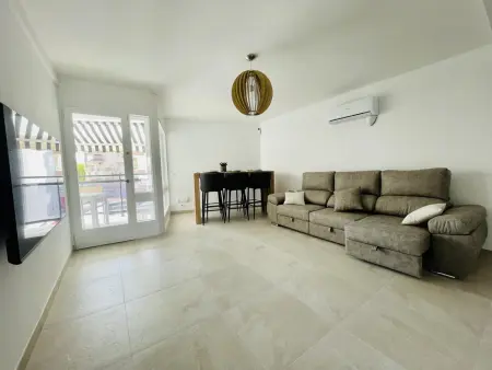 Appartement rénové à Salou, 3 chambres, proche plage, climatisation : photo 4