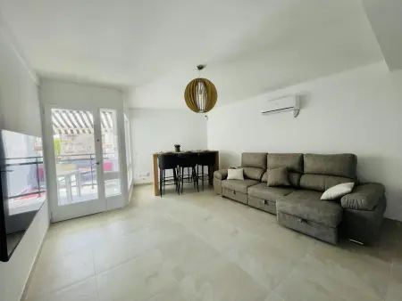 Appartement rénové à Salou, 3 chambres, proche plage, climatisation : photo 5
