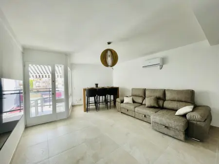 Appartement rénové à Salou, 3 chambres, proche plage, climatisation : photo 6