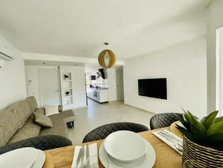 Appartement rénové à Salou, 3 chambres, proche plage, climatisation : photo 8