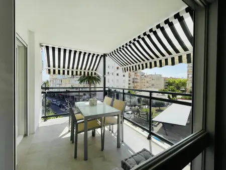 Appartement rénové à Salou, 3 chambres, proche plage, climatisation : photo 11