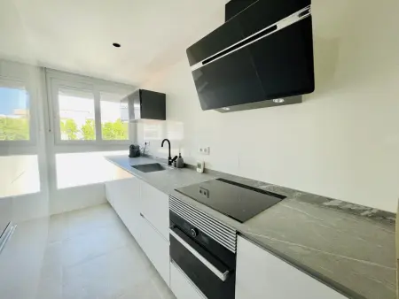 Appartement rénové à Salou, 3 chambres, proche plage, climatisation : photo 17